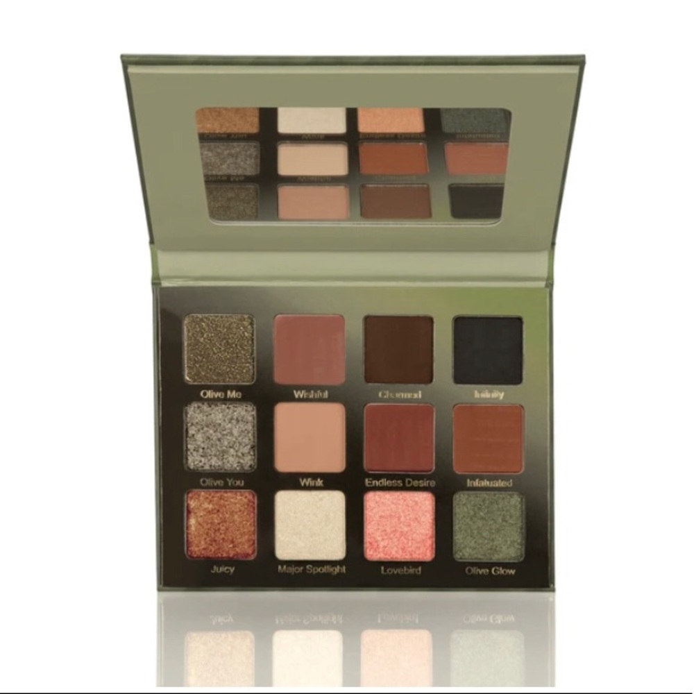 Violet Voss Olive You Forever Palette
